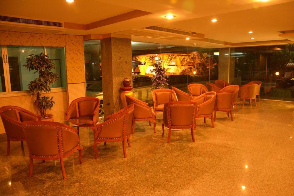 Pohseen Grand Palace Hotel Бангкок Екстер'єр фото