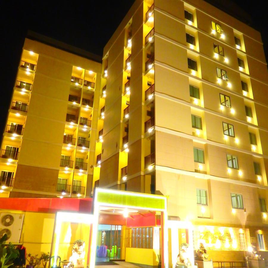 Pohseen Grand Palace Hotel Бангкок Екстер'єр фото