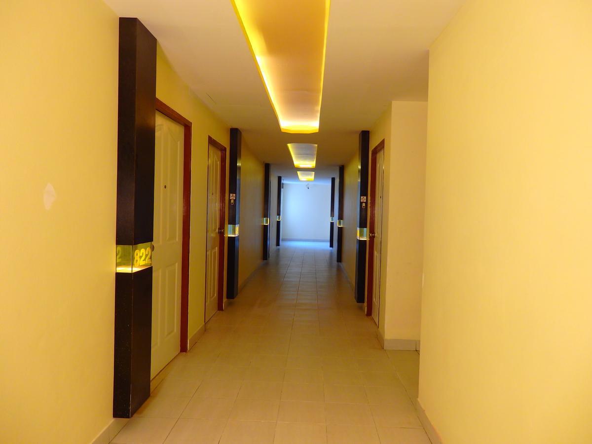 Pohseen Grand Palace Hotel Бангкок Екстер'єр фото