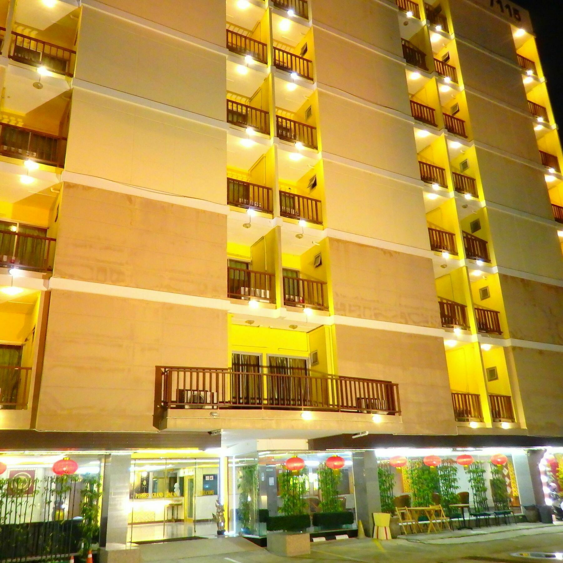 Pohseen Grand Palace Hotel Бангкок Екстер'єр фото